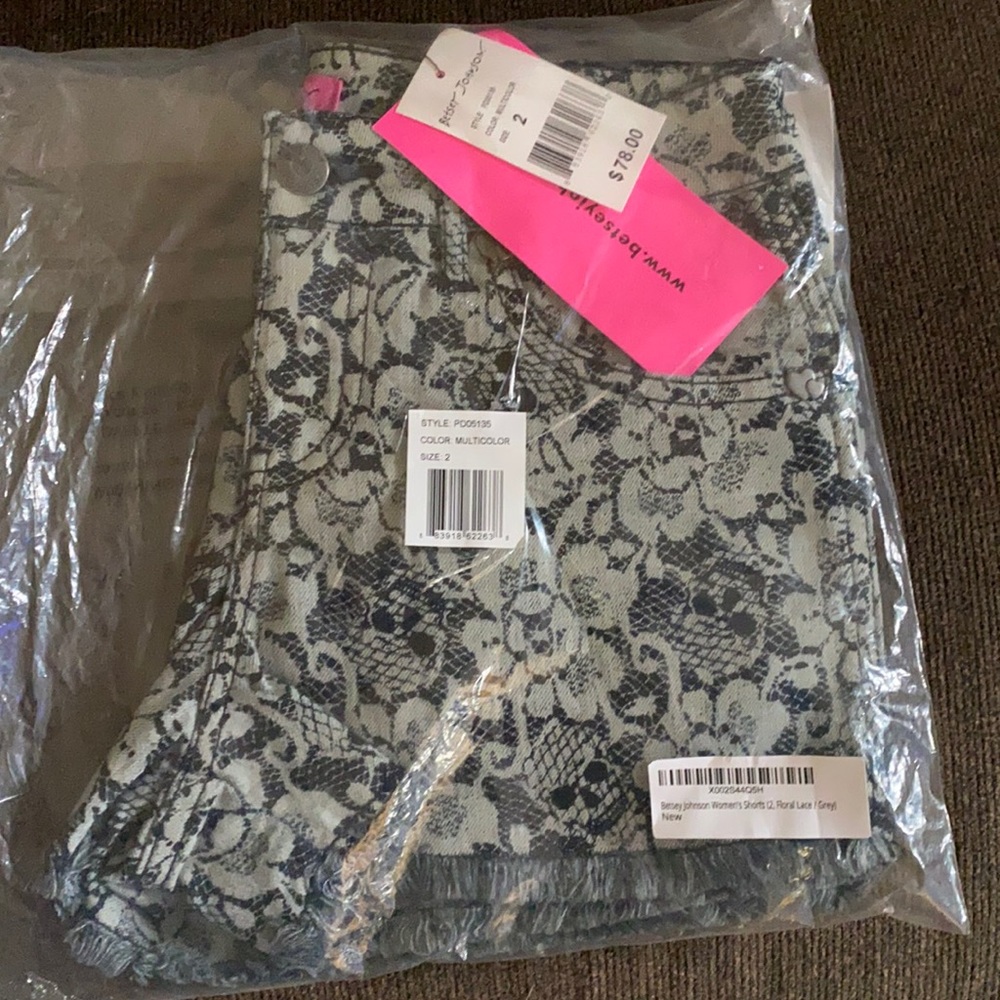 Betsy Johnson - image 1